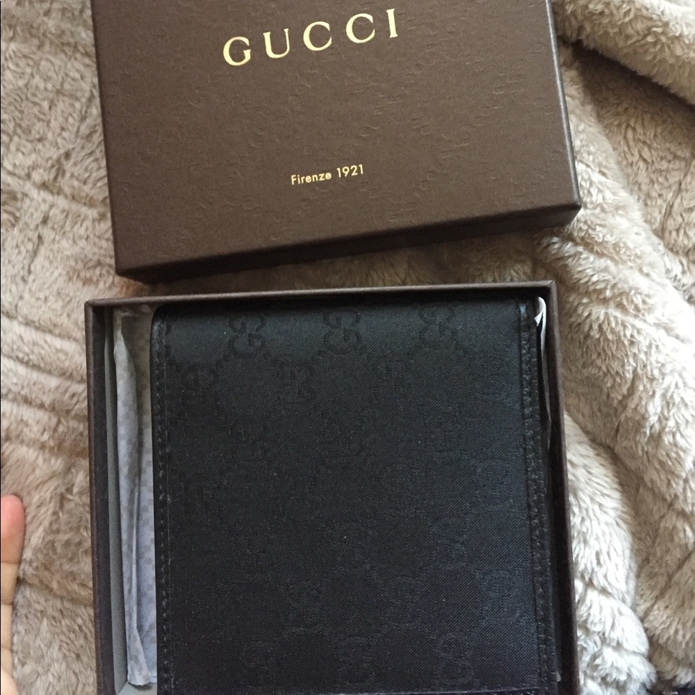 GUCCI WALLET
